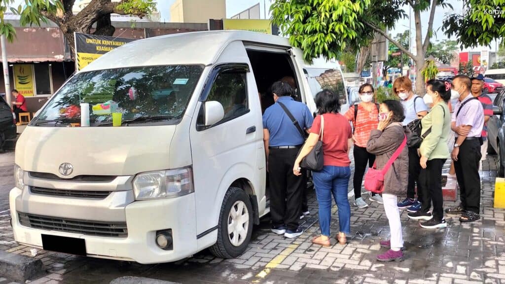 Sewa Hiace Murah Bogor Sewa Hiace Murah Bogor
